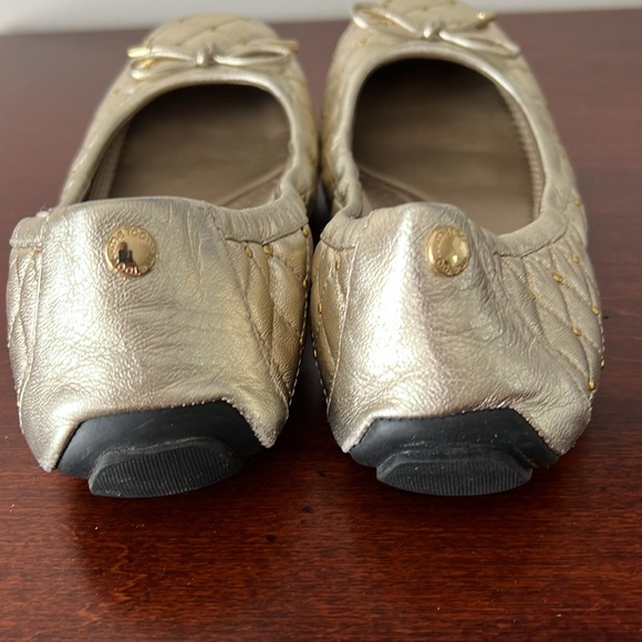 ME TOO Gold Ballet Flats - Picture 5 of 6